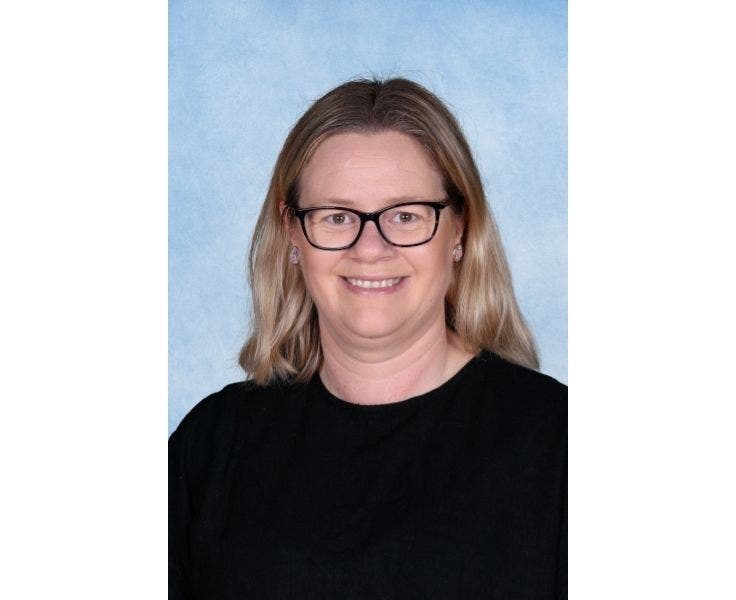 Copy of DA - Gallery - Staff Portraits - Gallery Block Template - Staff Portrait (2)