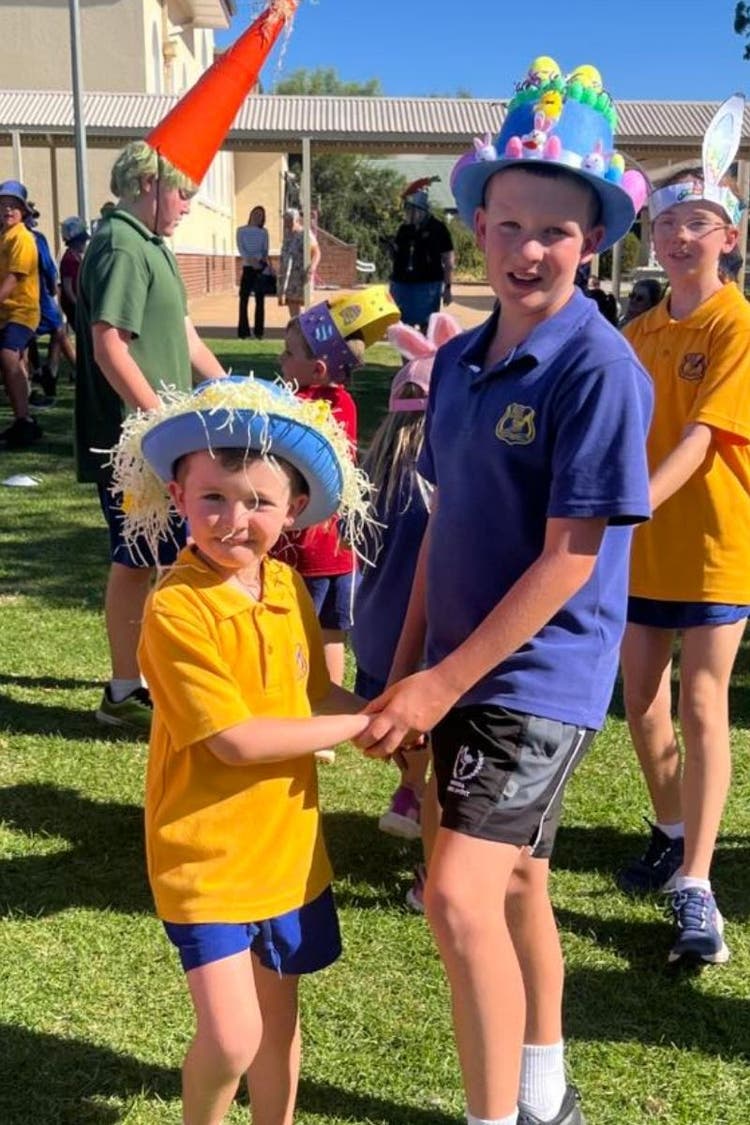 Copy of DA - Card Container - Horizontal - Card Container (H) Template